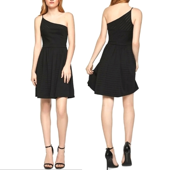 NWT BCBGeneration Women's One Shoulder Ribbed Dress in Black - Picture 1 of 9
